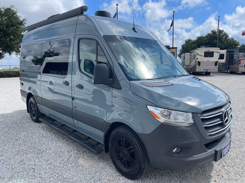 Used 2024 Thor Motor Coach Freedom Elite 19R available in Fort Worth, Texas