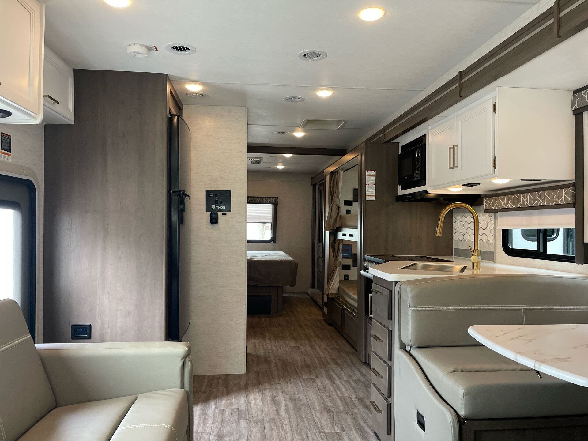 Used 2024 Thor RESONATE 32B available in Fort Worth, Texas