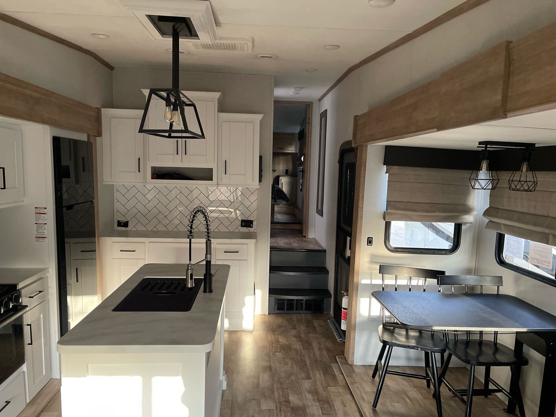 Used 2023 Keystone Arcadia 332SLRL available in Fort Worth, Texas