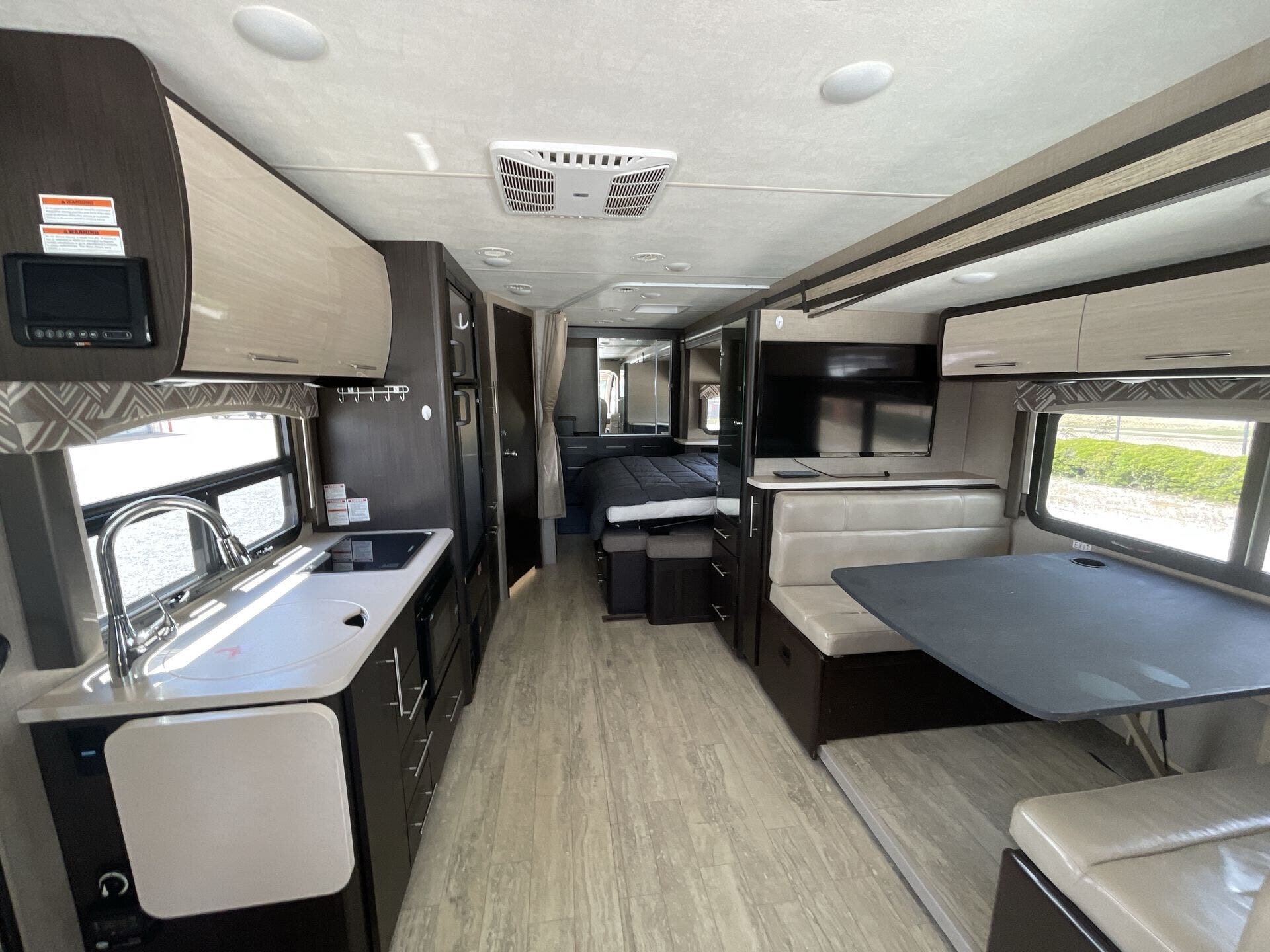 2019 Thor AXIS 25.6 - Used Class A For Sale by McClain's RV Fort Worth in Fort Worth, Texas
