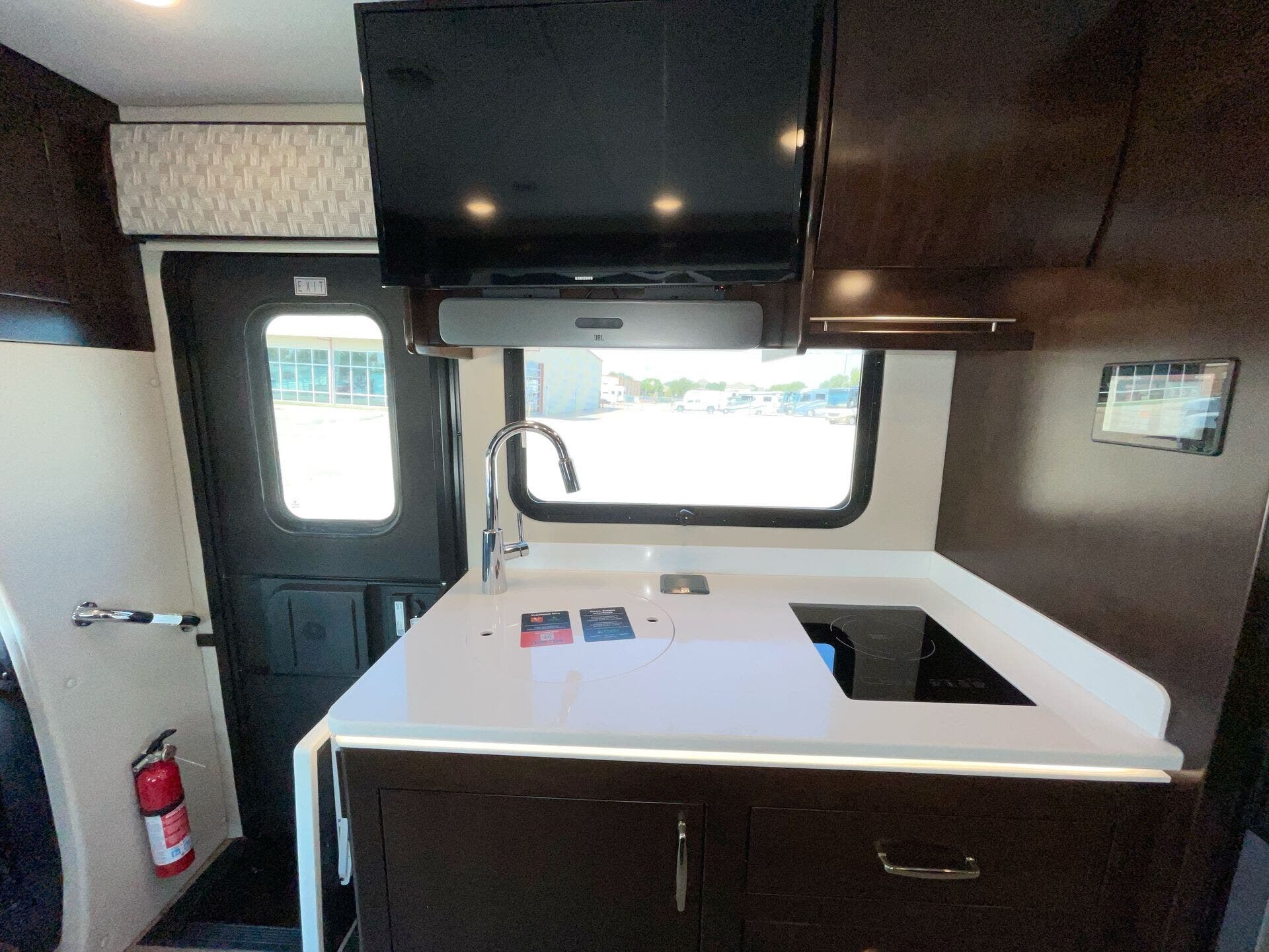 2024 Renegade VIENNA 25FVWS - Used Class C For Sale by McClain's RV Fort Worth in Fort Worth, Texas
