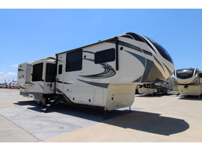 92602 2021 Grand Design Solitude 390rk Fifth Wheel For Sale In Corinth Tx
