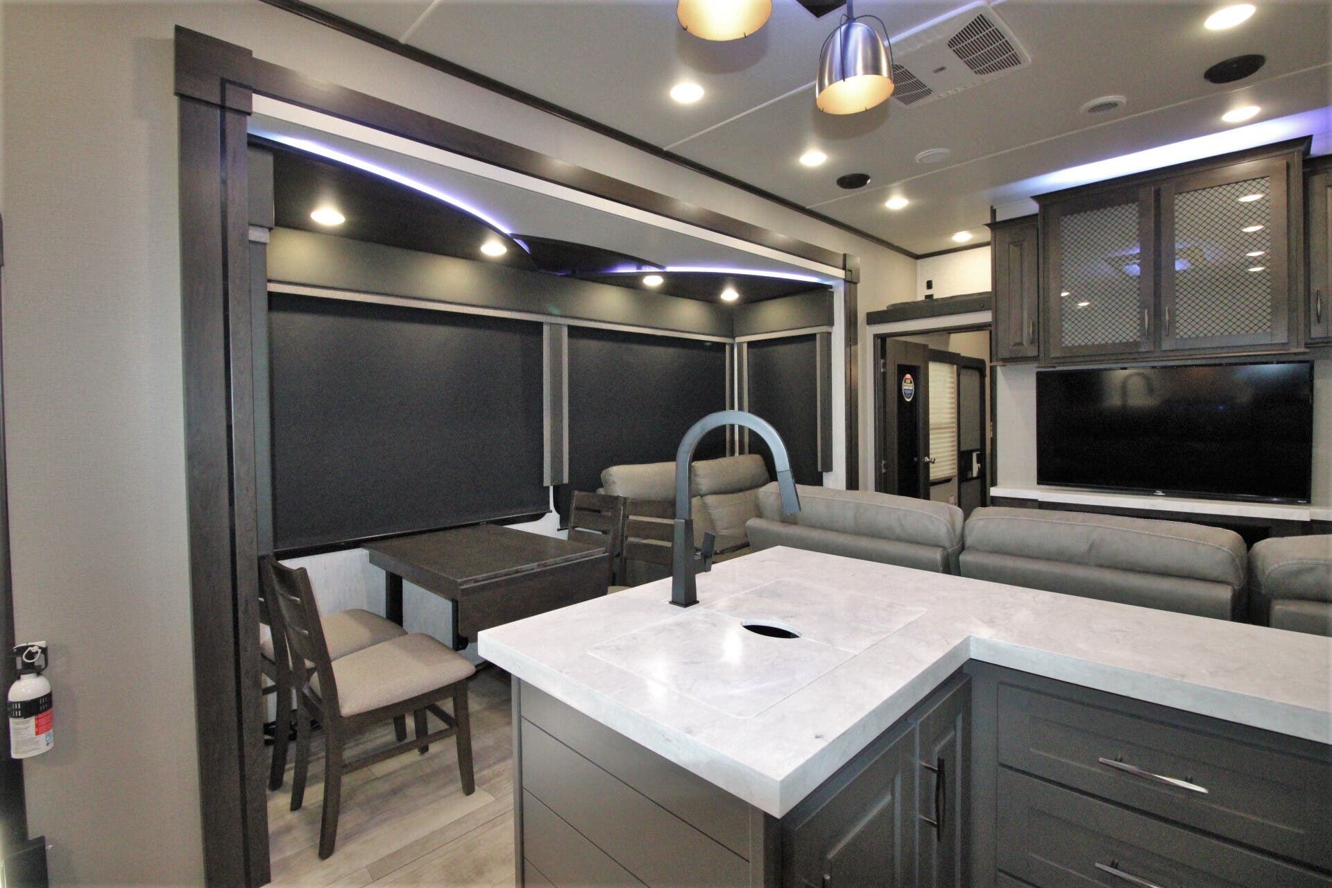 2021 Grand Design Momentum 395MS R RV For Sale In Fort Worth TX 76140 94215 RVUSA 