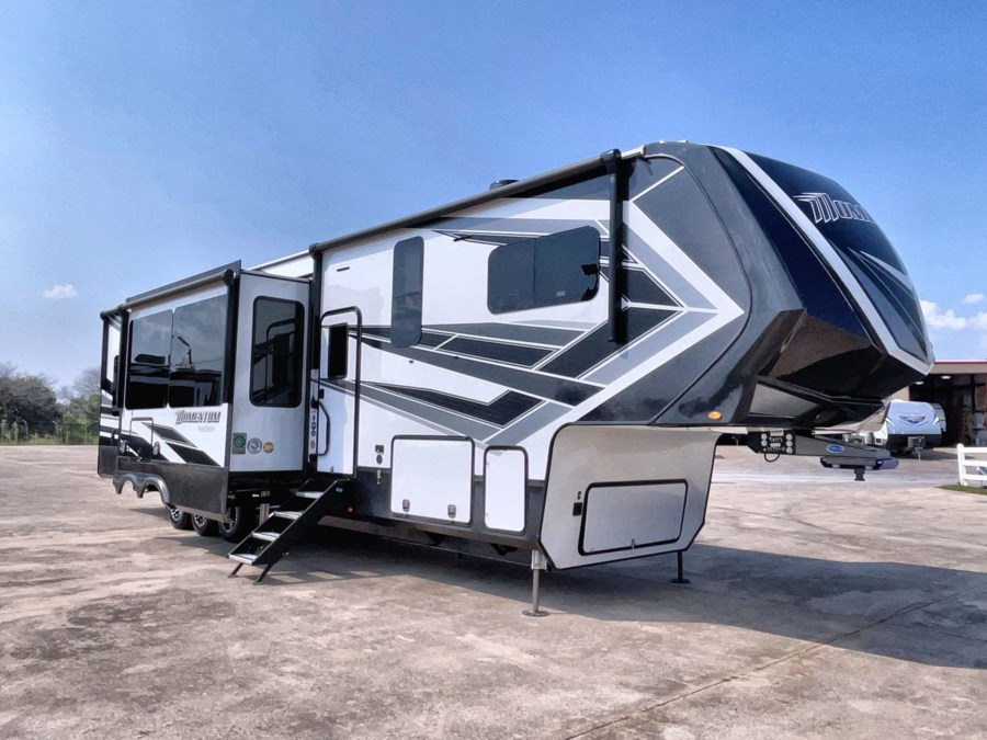 96117 2022 Grand Design Momentum 397th R Toy Hauler For Sale In Rockwall Tx 2022 Grand Design Momentum 397th