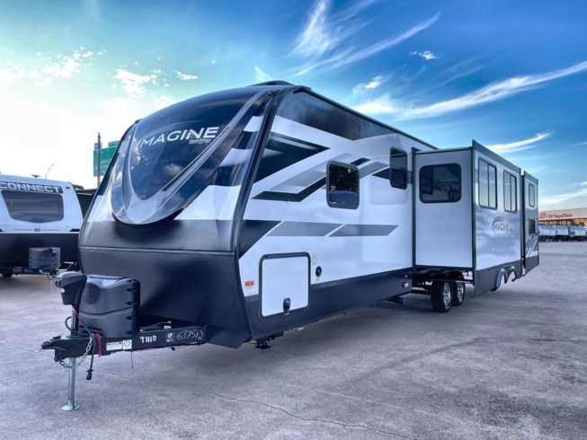 New 2022 Grand Design Imagine 3250BH available in Corinth, Texas