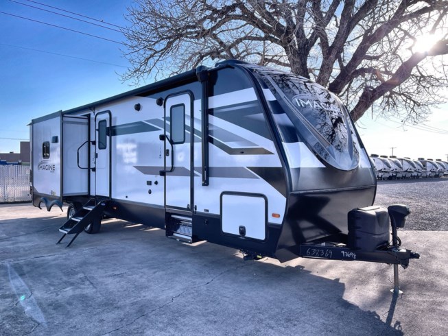 2022 Imagine 3250BH by Grand Design from McClain&#39;s Longhorn RV in Sanger, Texas