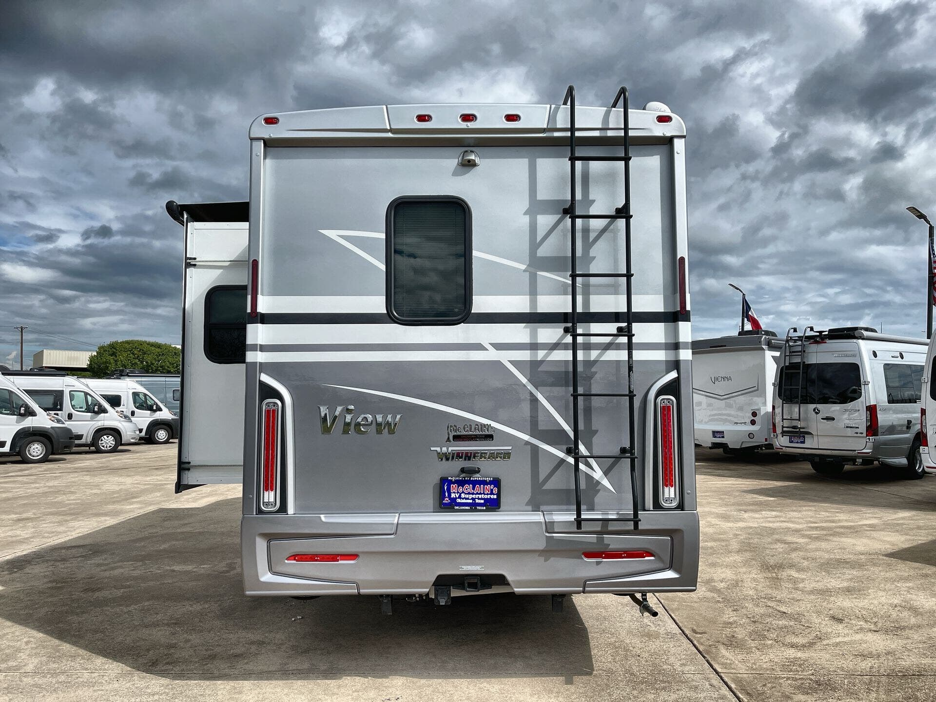 2022 Winnebago View 24D RV for Sale in Corinth, TX 76210 | 98146 |  RVUSA.com Classifieds