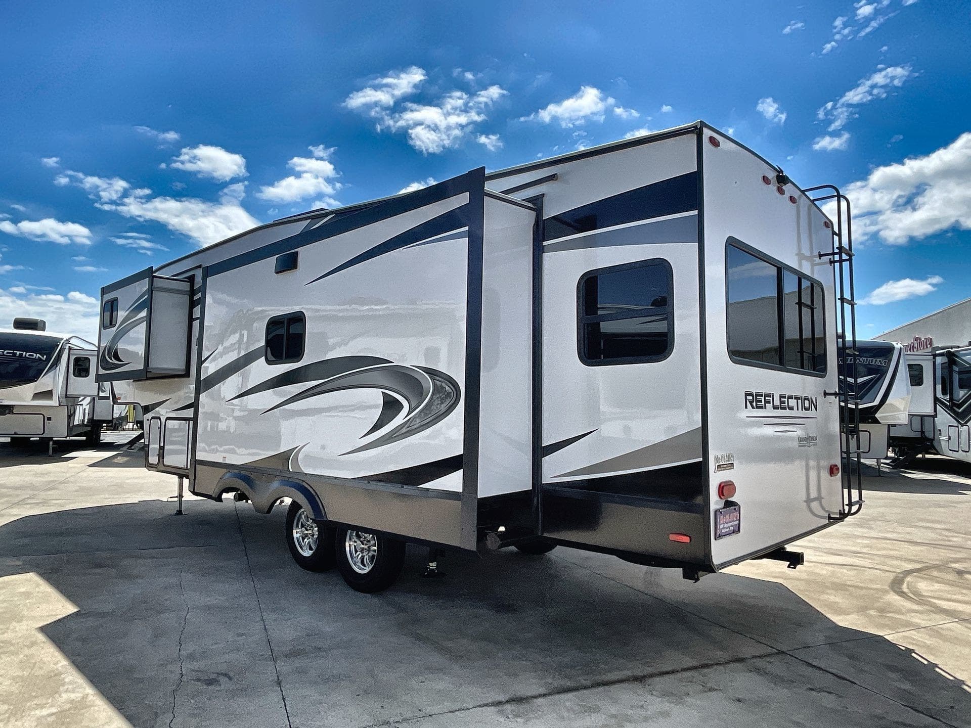 2022 Grand Design Reflection 303RLS RV for Sale in Corinth, TX 76210