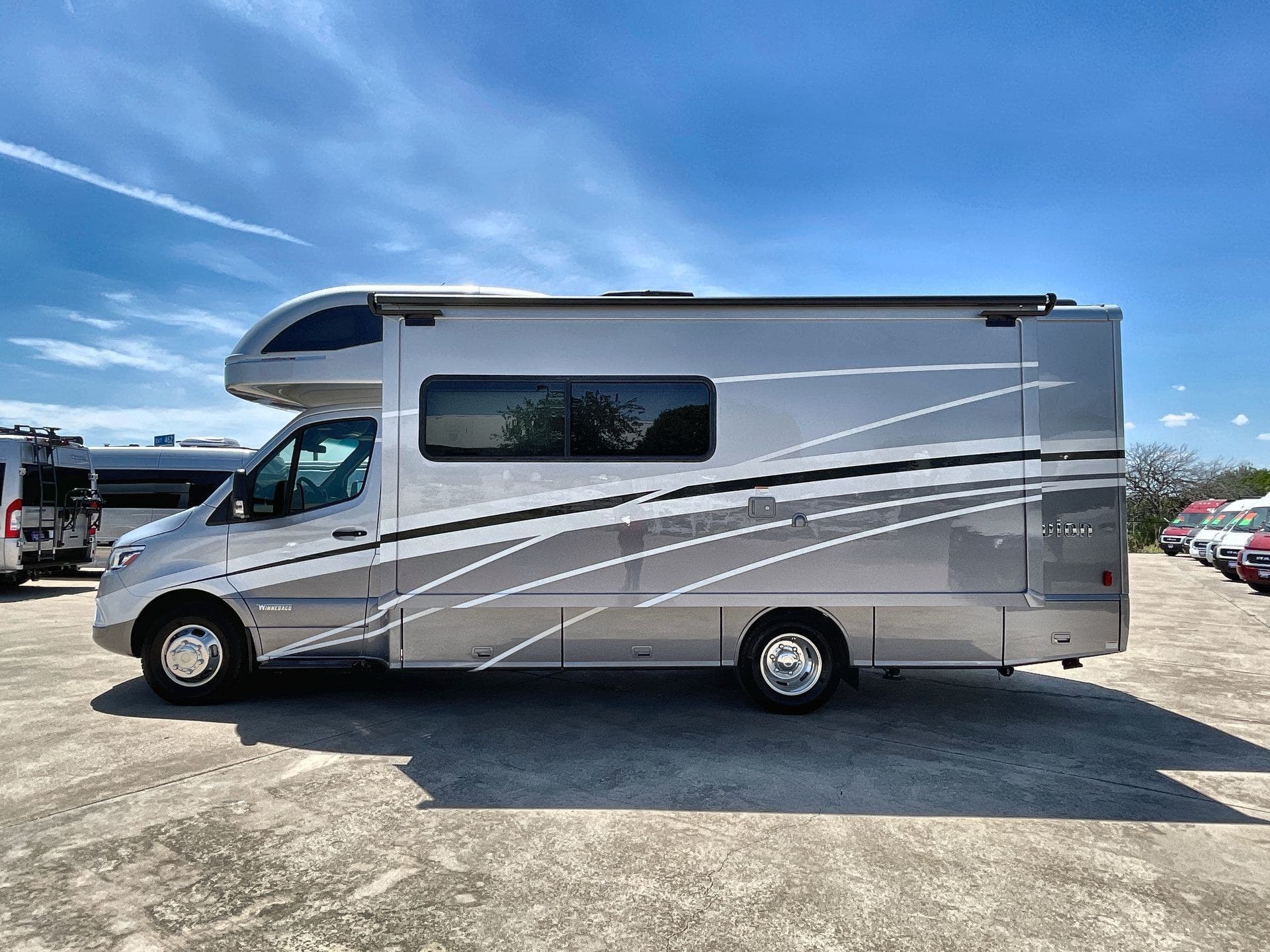 2023 Winnebago Navion 24D RV for Sale in Corinth, TX 76210 98986