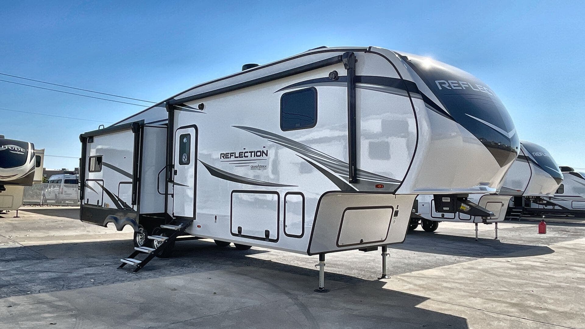 2023 Grand Design Reflection 320MKS RV for Sale in Corinth, TX 76210