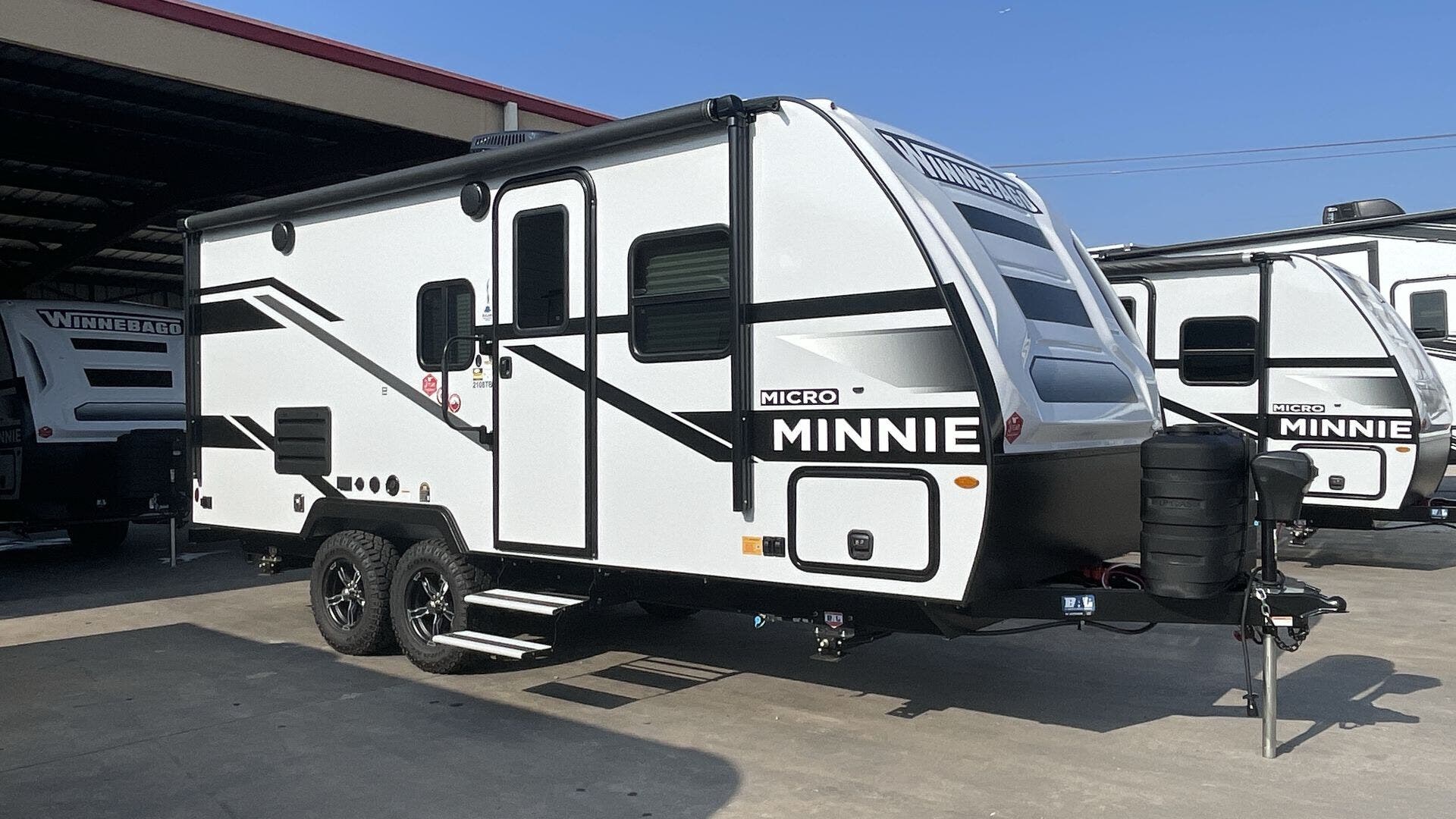 winnebago micro minnie refrigerator