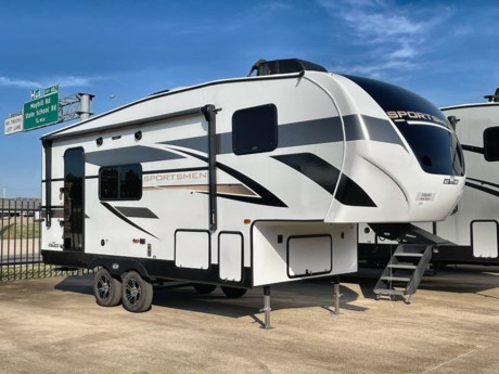&lt;p class=&quot;MsoNormal&quot;&gt;&lt;span style=&quot;font-size: 12.0pt; line-height: 107%; font-family: &#39;Arial&#39;,sans-serif;&quot;&gt;The K-Z Sportsmen 231RK is a stylish and feature-rich fifth wheel travel trailer, perfect for those seeking a comfortable and adventurous camping experience. Measuring under 25 feet in length, this lightweight yet durable RV is designed to be easily towed by compatible trucks.&lt;/span&gt;&lt;/p&gt;
&lt;p class=&quot;MsoNormal&quot;&gt;&lt;span style=&quot;font-size: 12.0pt; line-height: 107%; font-family: &#39;Arial&#39;,sans-serif;&quot;&gt;Inside, the Sportsmen 231RK offers a well-designed floor plan that maximizes space and functionality. The rear kitchen layout provides a convenient cooking area with modern appliances and ample storage. The cozy living area welcomes you with comfortable seating and a dining space, making it an ideal spot to relax and enjoy meals.&lt;/span&gt;&lt;/p&gt;
&lt;p class=&quot;MsoNormal&quot;&gt;&lt;span style=&quot;font-size: 12.0pt; line-height: 107%; font-family: &#39;Arial&#39;,sans-serif;&quot;&gt;The fifth wheel is equipped with a spacious bedroom featuring a large bed and practical storage solutions. The split bathroom ensures convenience with essential amenities for refreshing showers and personal care.&lt;/span&gt;&lt;/p&gt;
&lt;p class=&quot;MsoNormal&quot;&gt;&lt;span style=&quot;font-size: 12.0pt; line-height: 107%; font-family: &#39;Arial&#39;,sans-serif;&quot;&gt;With its thoughtful construction and attention to detail, the K-Z Sportsmen 231RK promises an unforgettable and enjoyable camping experience for you and your travel companions.&lt;/span&gt;&lt;/p&gt;
&lt;p class=&quot;MsoNormal&quot;&gt;&amp;nbsp;&lt;/p&gt;
&lt;p class=&quot;MsoNormal&quot;&gt;&lt;span style=&quot;font-size: 12.0pt; line-height: 107%; font-family: &#39;Arial&#39;,sans-serif;&quot;&gt;&lt;span style=&quot;color: rgb(255, 255, 255);&quot;&gt;Aged&lt;/span&gt;&lt;/span&gt;&lt;/p&gt;