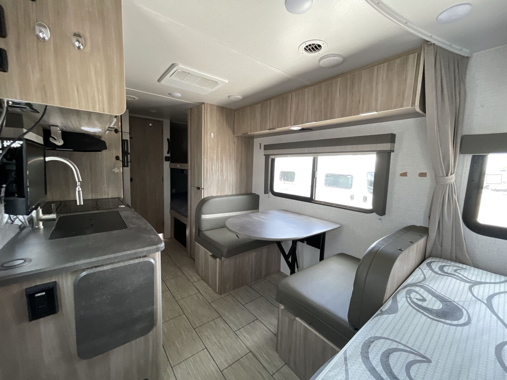 2021 Winnebago Micro Minnie 1800BH RV for Sale in Corinth, TX 76210 11343A Classifieds