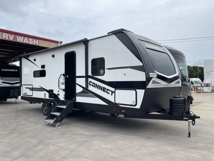 New 2025 K-Z Connect 241RLK available in Fort Worth, Texas