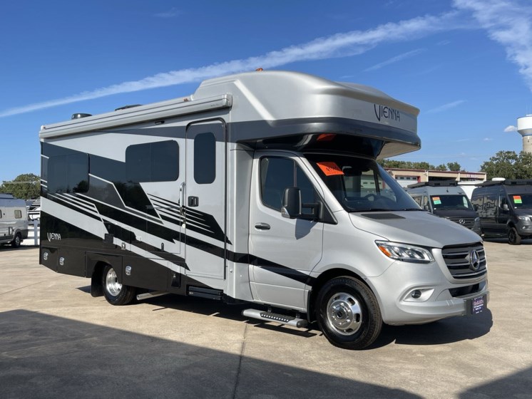 New 2025 Renegade VIENNA 25DLC available in Corinth, Texas