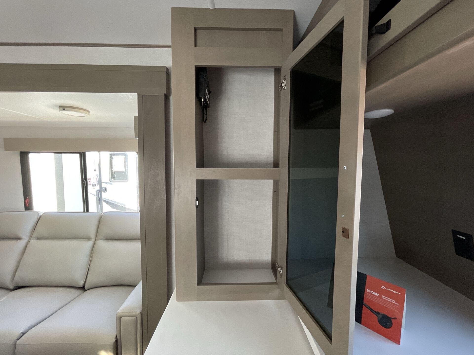 2025 Grand Design Recreational Reflection Narrow Body photo 3