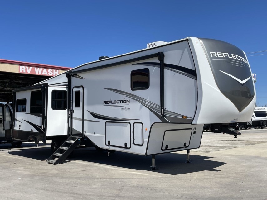 New 2025 Grand Design Reflection 337RLS available in Corinth, Texas