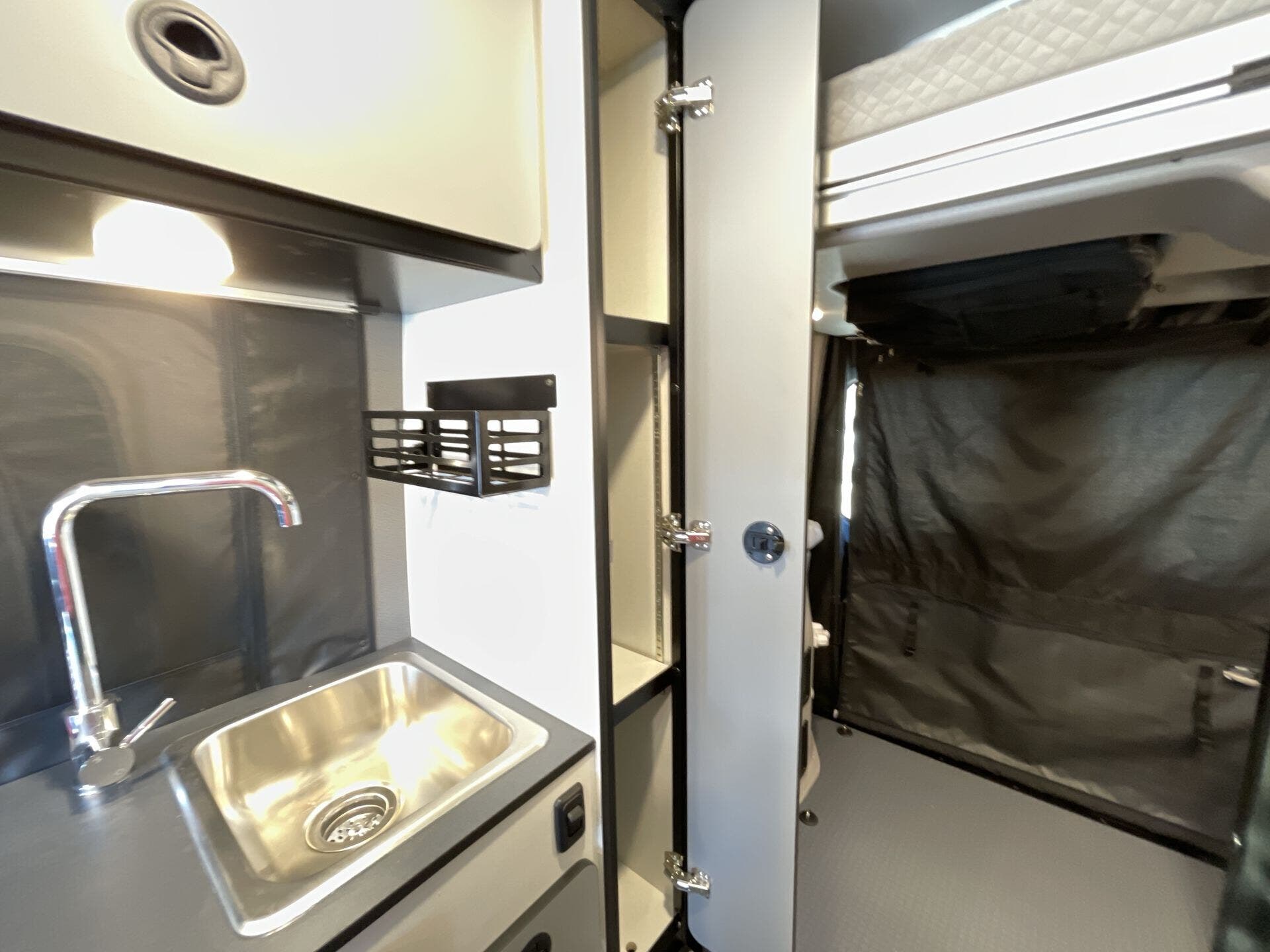 2024 Mercedes Benz Sprinter 2500 photo 9