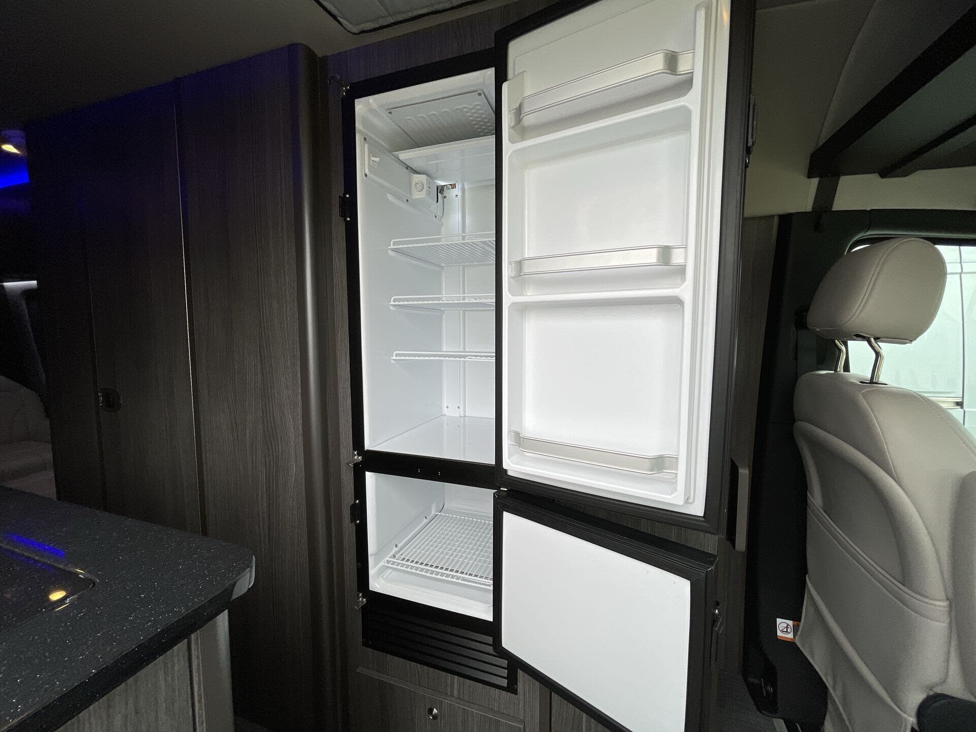 2024 Mercedes Benz Sprinter 3500 photo 8