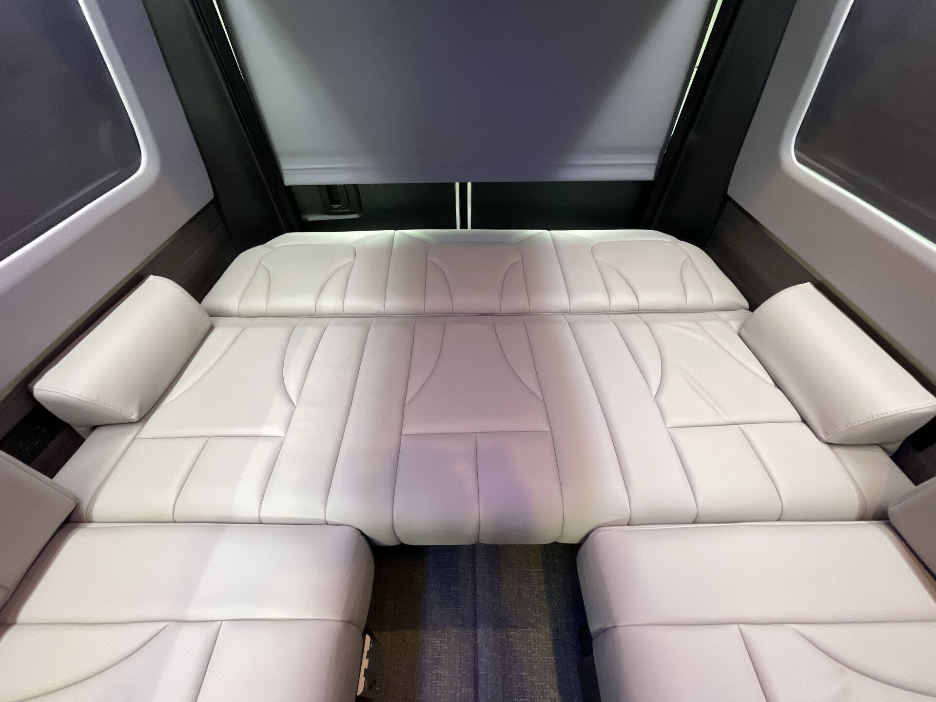 2024 Mercedes Benz Sprinter 3500 photo 12