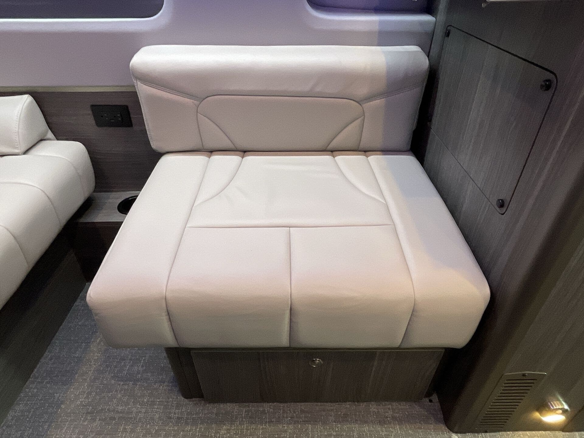 2024 Mercedes Benz Sprinter 3500 photo 14