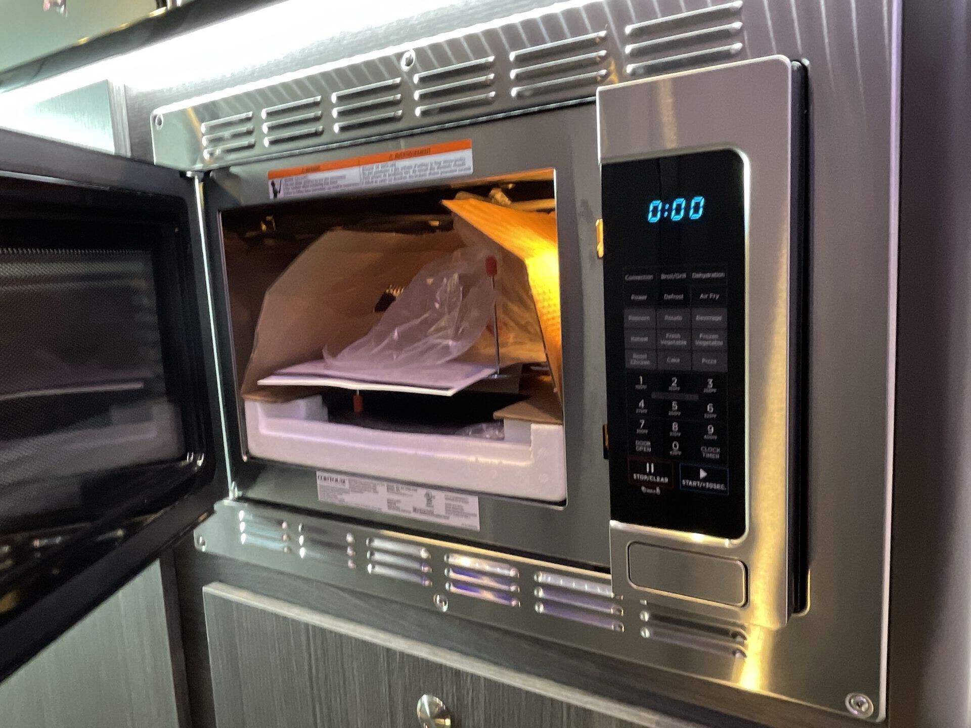 2024 Mercedes Benz Sprinter 3500 photo 7