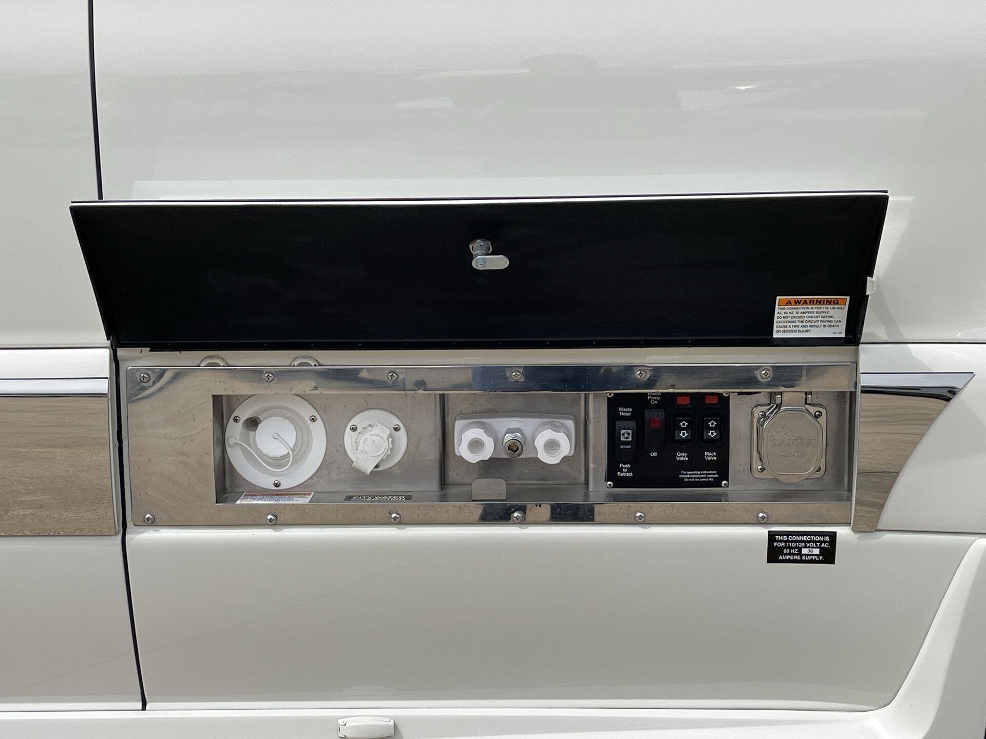 2024 Mercedes Benz Sprinter 3500 photo 30