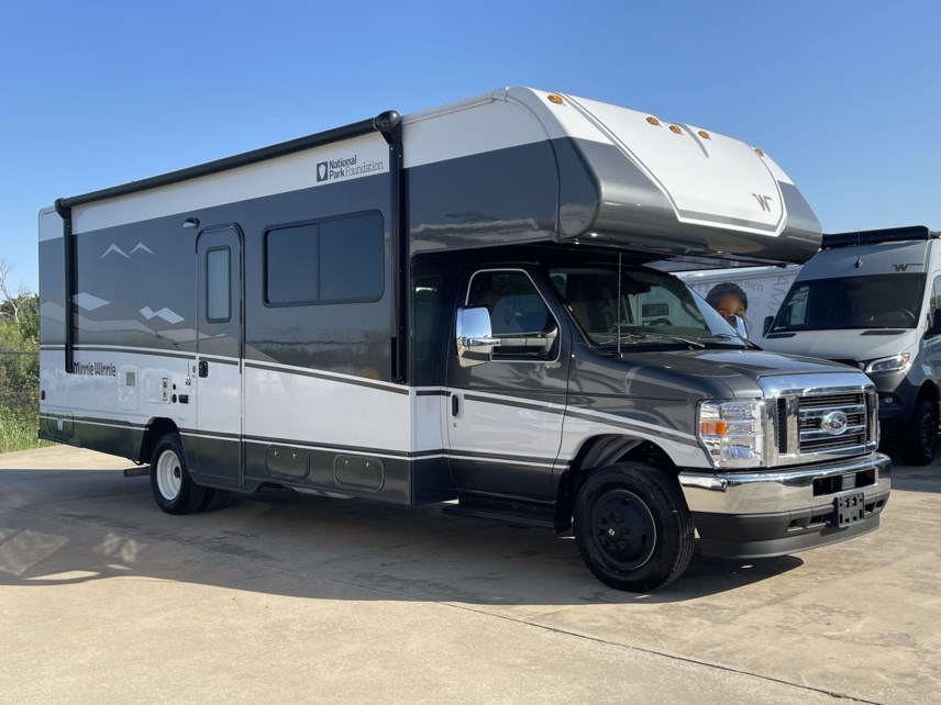 New 2026 Winnebago Minnie Winnie 26NP available in Corinth, Texas