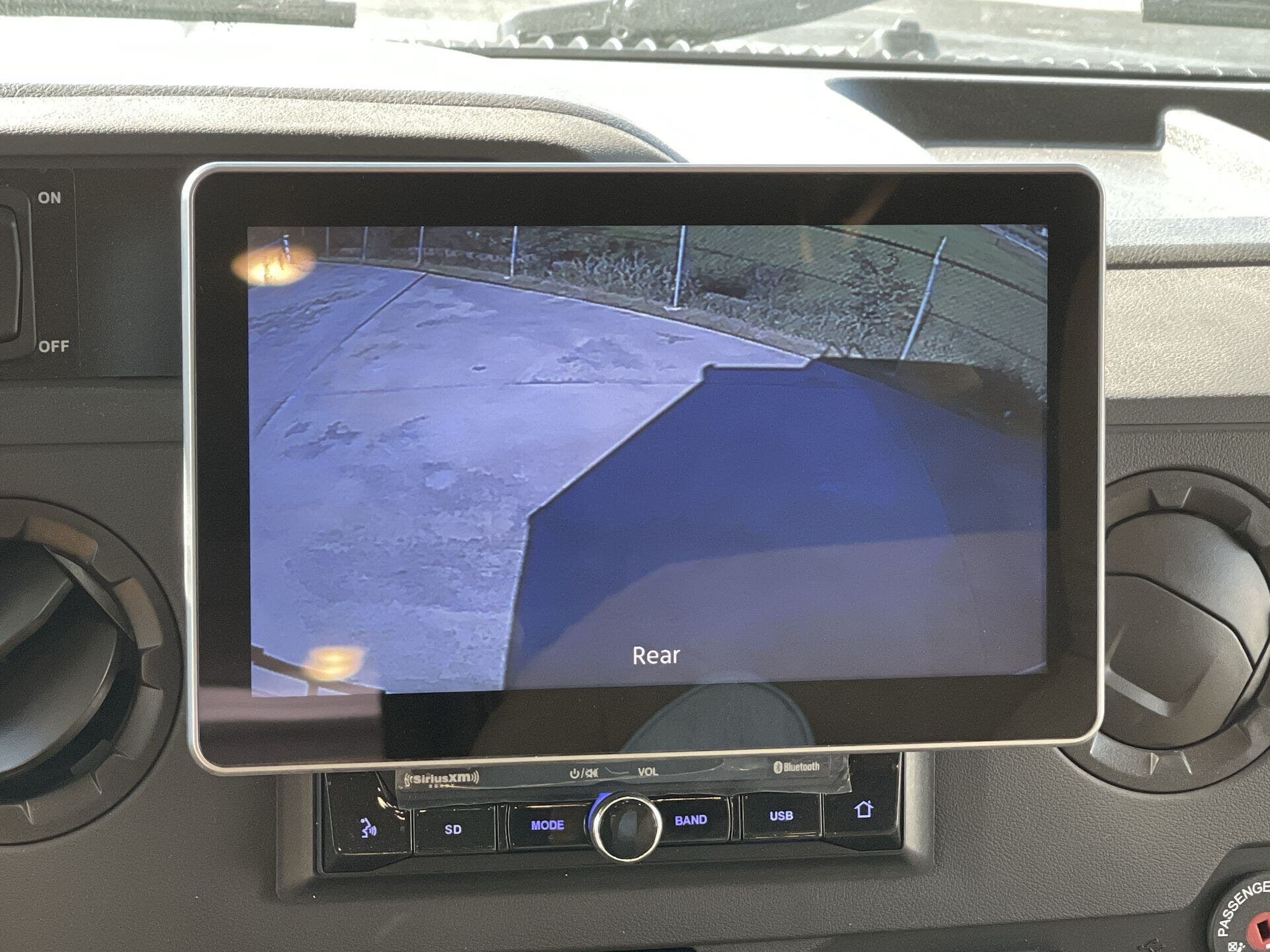 2025 Ford E-450 photo 30