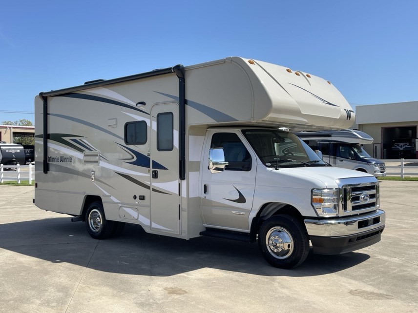 New 2025 Winnebago Minnie Winnie 22M available in Corinth, Texas
