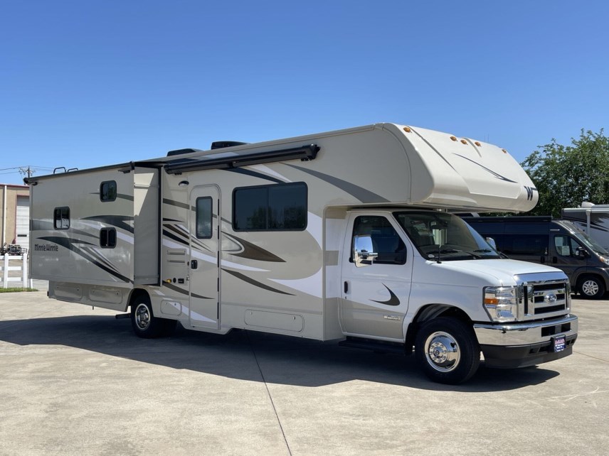 New 2026 Winnebago Minnie Winnie 31H available in Corinth, Texas