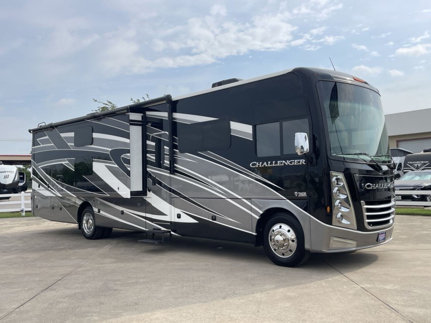 Used 2023 Thor CHALLENGER 37DS available in Corinth, Texas