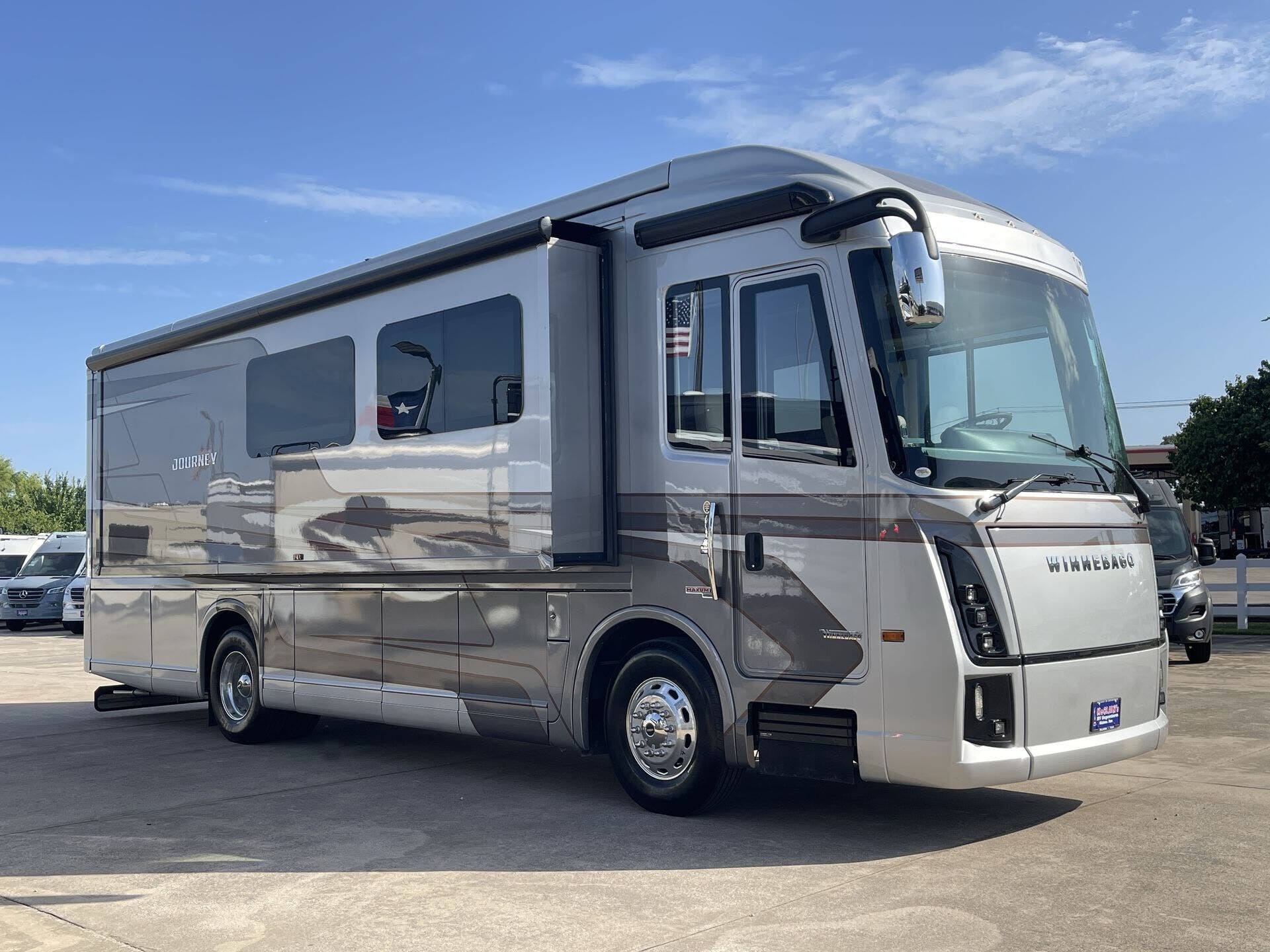 2024 Winnebago Journey 34N