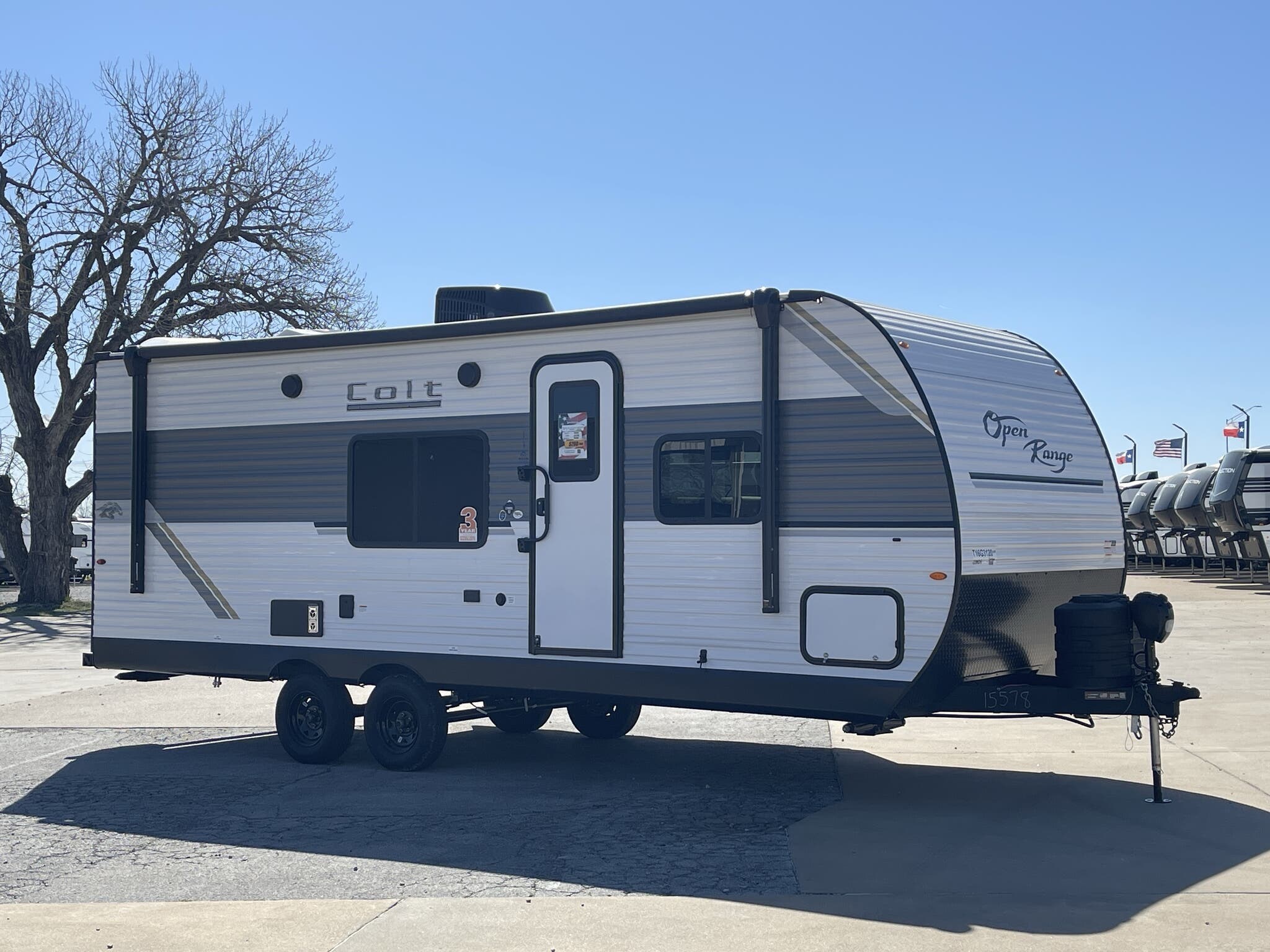 2026 Highland Ridge Open Range CONV COLT 22MDS - New Travel Trailer For Sale by McClain's RV Superstore in Corinth, Texas features Stove, Fire Extinguisher, Medicine Cabinet, Kitchen Sink, Overhead Cabinetry