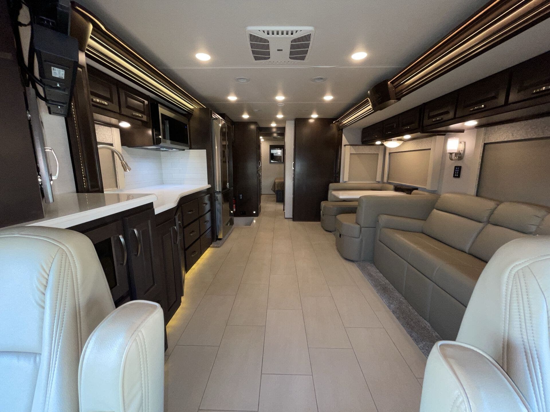 Used 2023 Renegade VERONA 38LDG available in Corinth, Texas