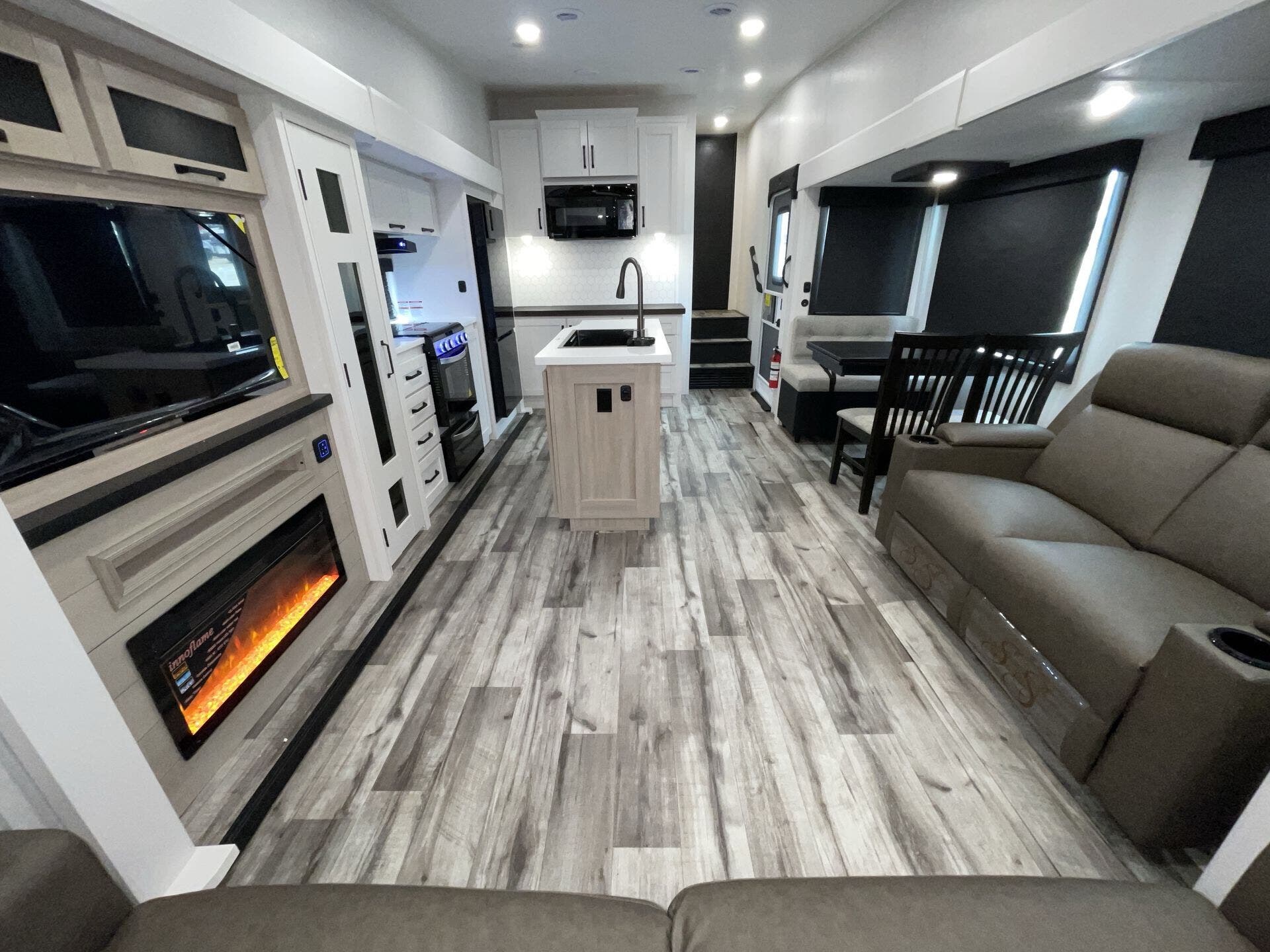 New 2026 Highland Ridge Open Range Roamer 29RLDS available in Corinth, Texas