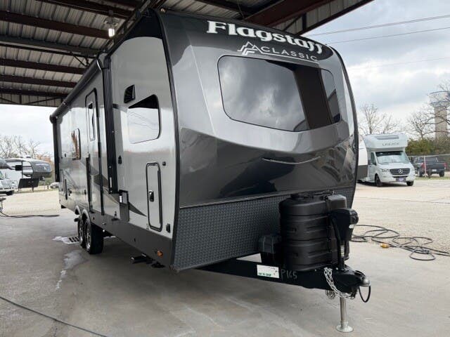 2024 Alliance RV Valor 40V - Used Fifth Wheel For Sale by McClain's RV Superstore in Corinth, Texas