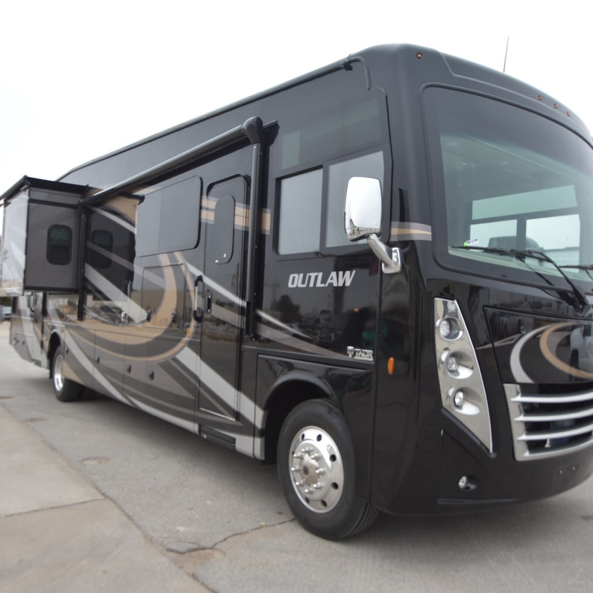 91218 2020 Thor Outlaw 38mb Class A For Sale In Oklahoma City Ok