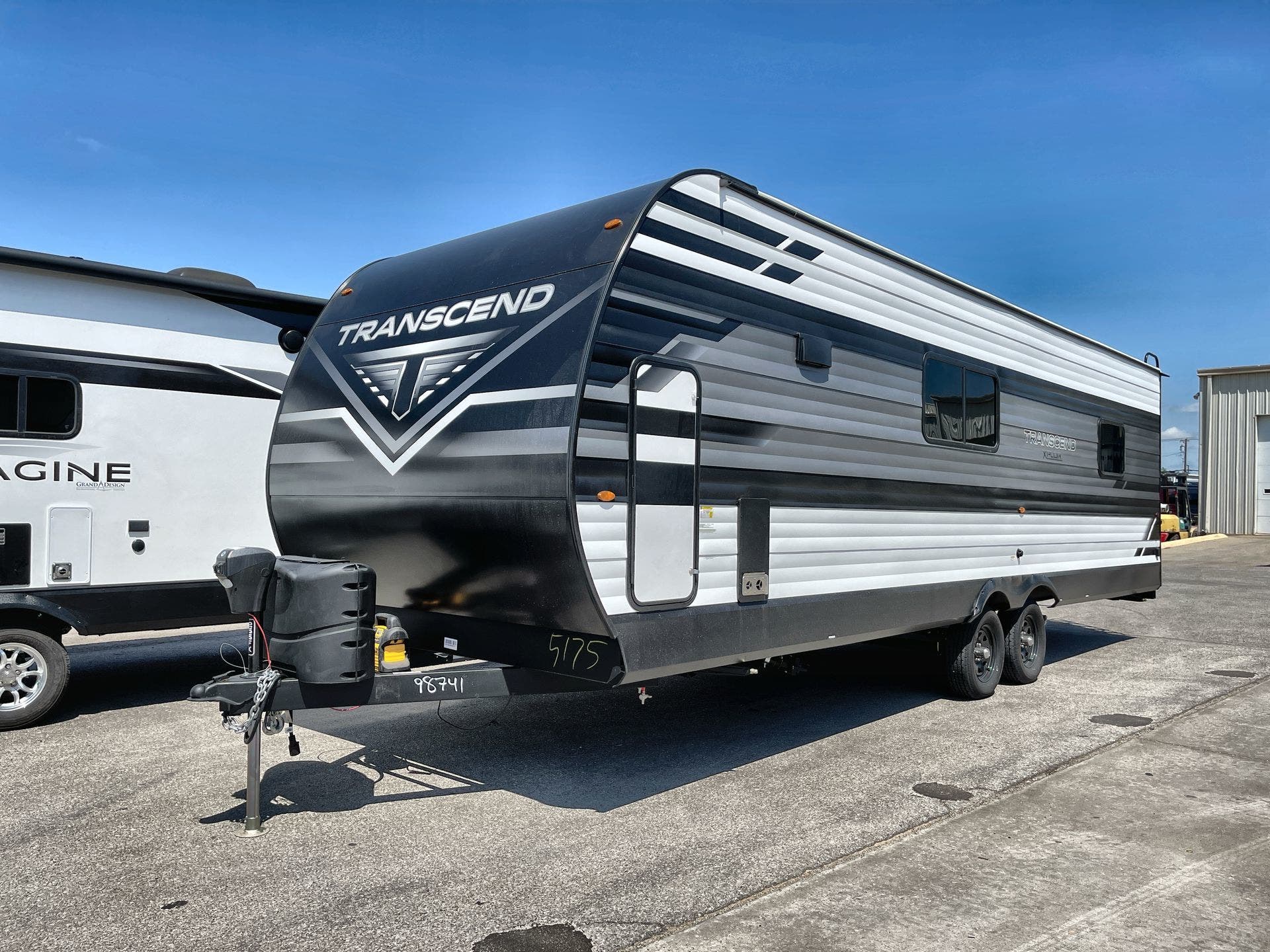 2022 Grand Design Transcend Xplor 255FK RV for Sale in Oklahoma City