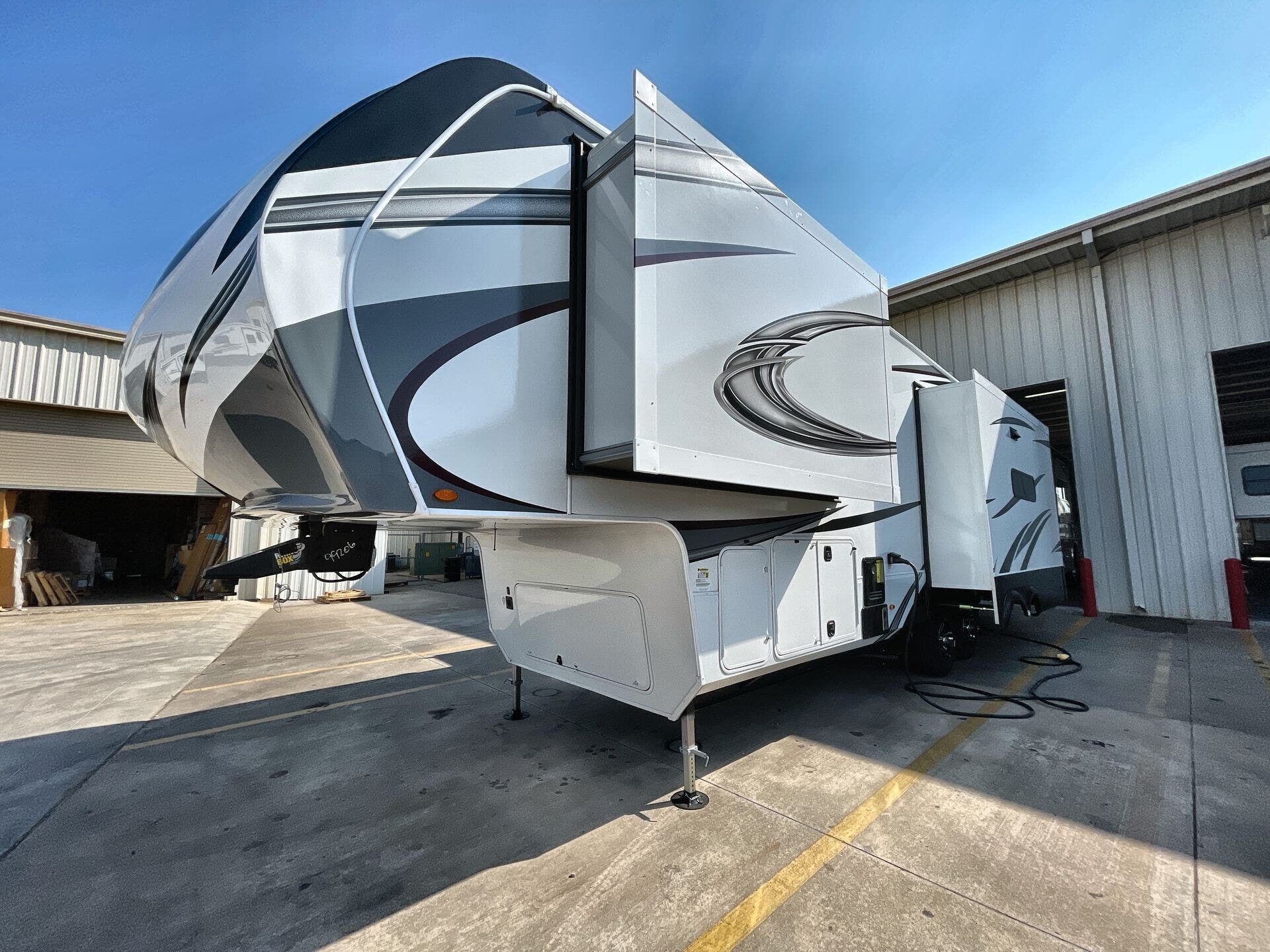 2023 Grand Design Solitude S CLASS 2930RL R RV For Sale In Fort Worth 