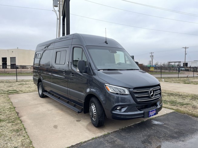 New 2023 Winnebago Adventure Wagon 70SE available in Oklahoma City, Oklahoma