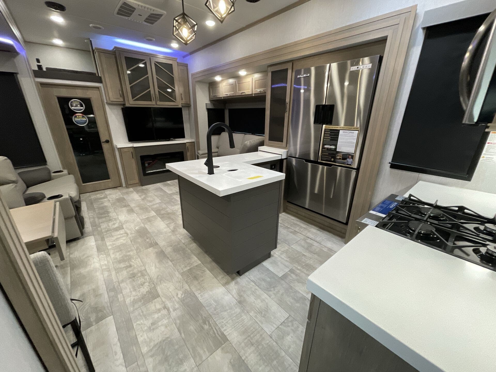 2024 Grand Design Momentum 395MS RV for Sale in Oklahoma City, OK 73127