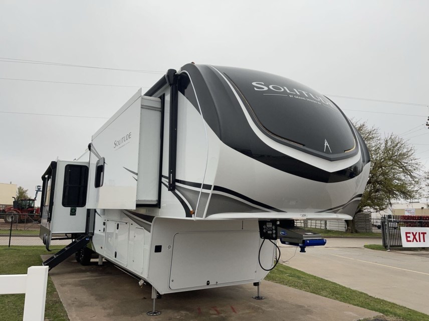 New 2025 Grand Design Solitude 417KB available in Oklahoma City, Oklahoma