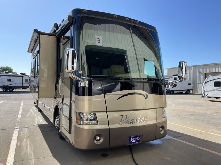 Used 2008 Tiffin Phaeton 36QSH available in Oklahoma City, Oklahoma