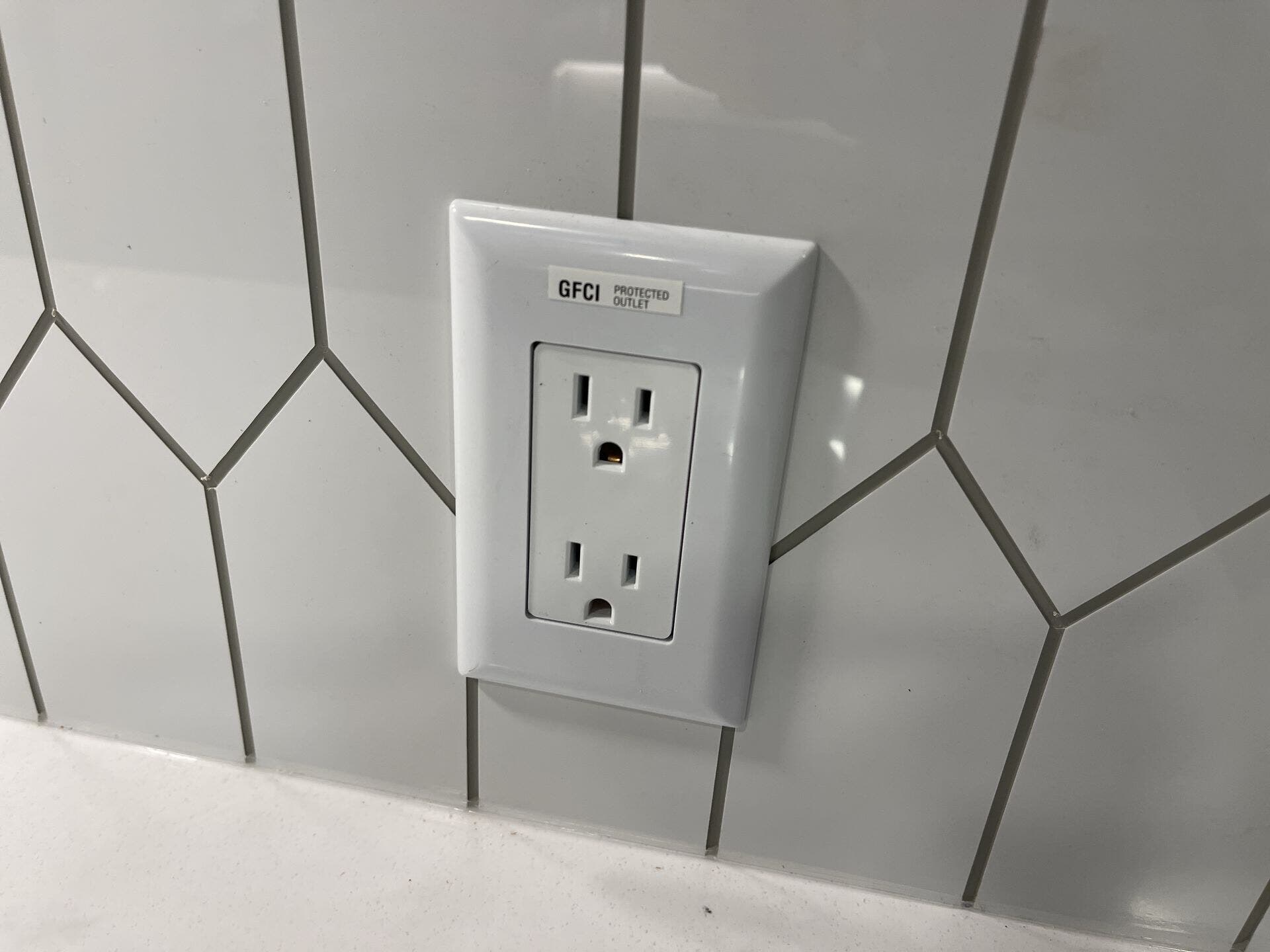 2025 Grand Design Recreational Reflection Narrow Body photo 4