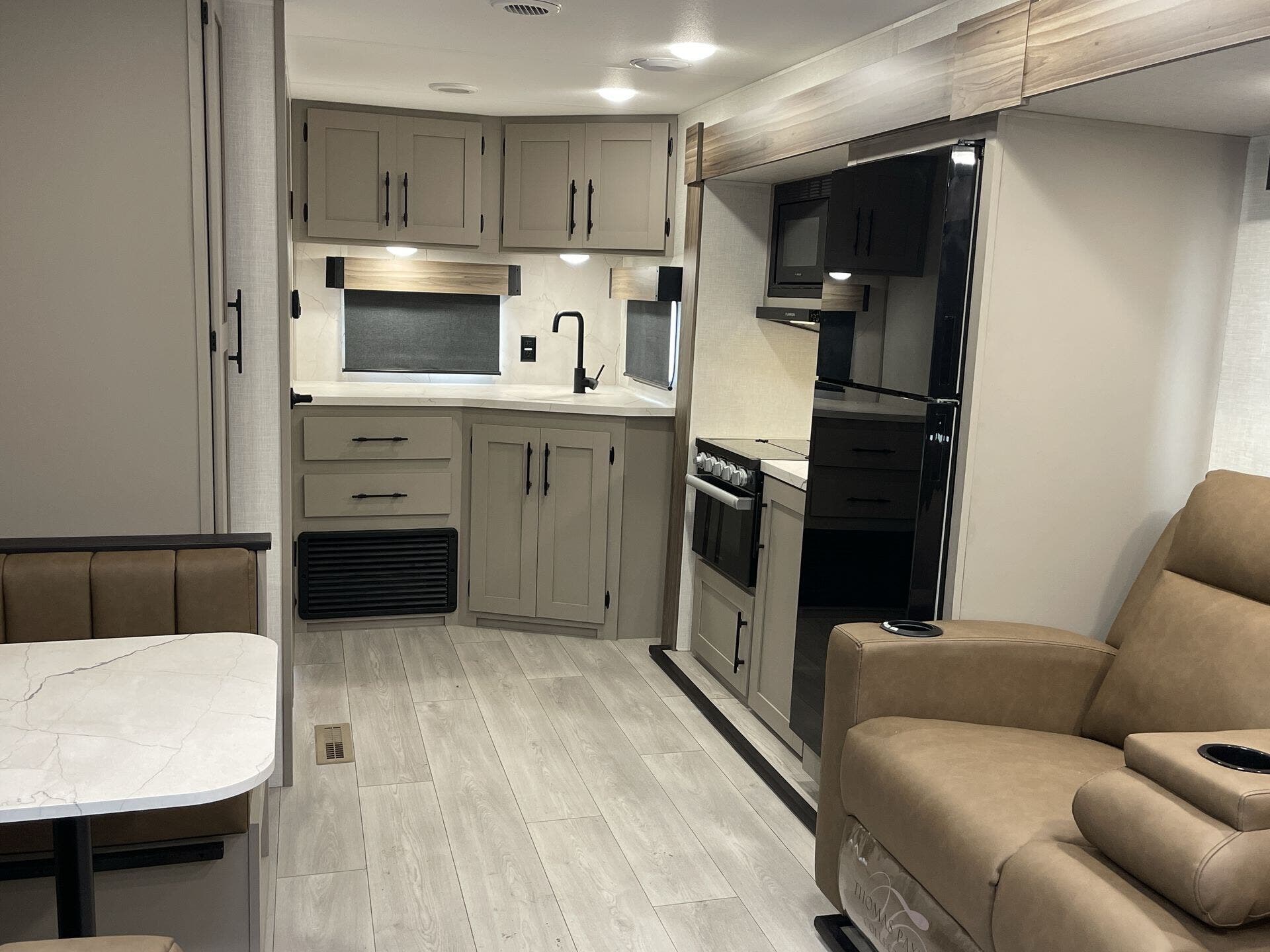 New 2025 K-Z Connect SE 211MK available in Oklahoma City, Oklahoma