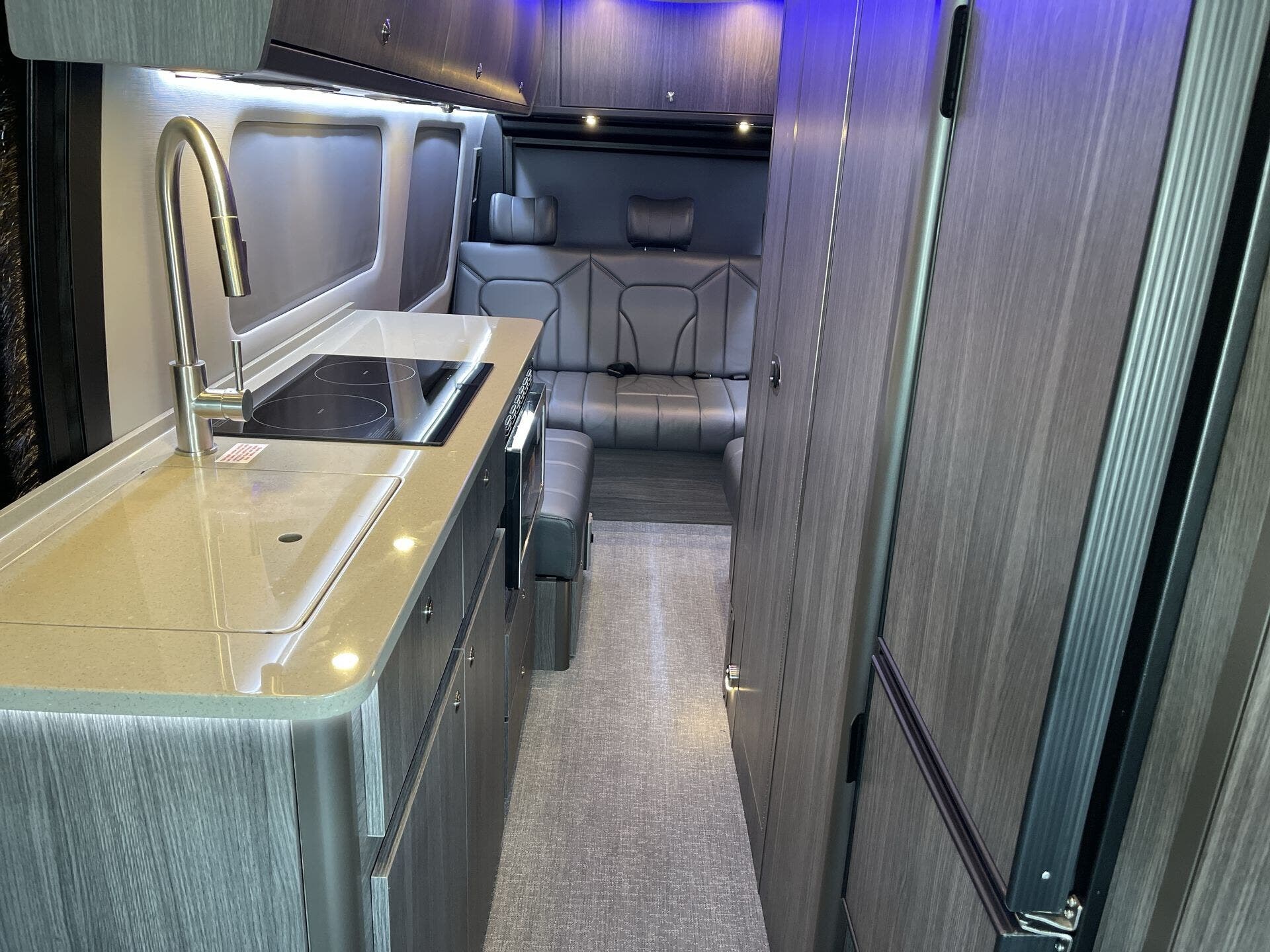 2025 Mercedes Benz Sprinter 3500 photo 2