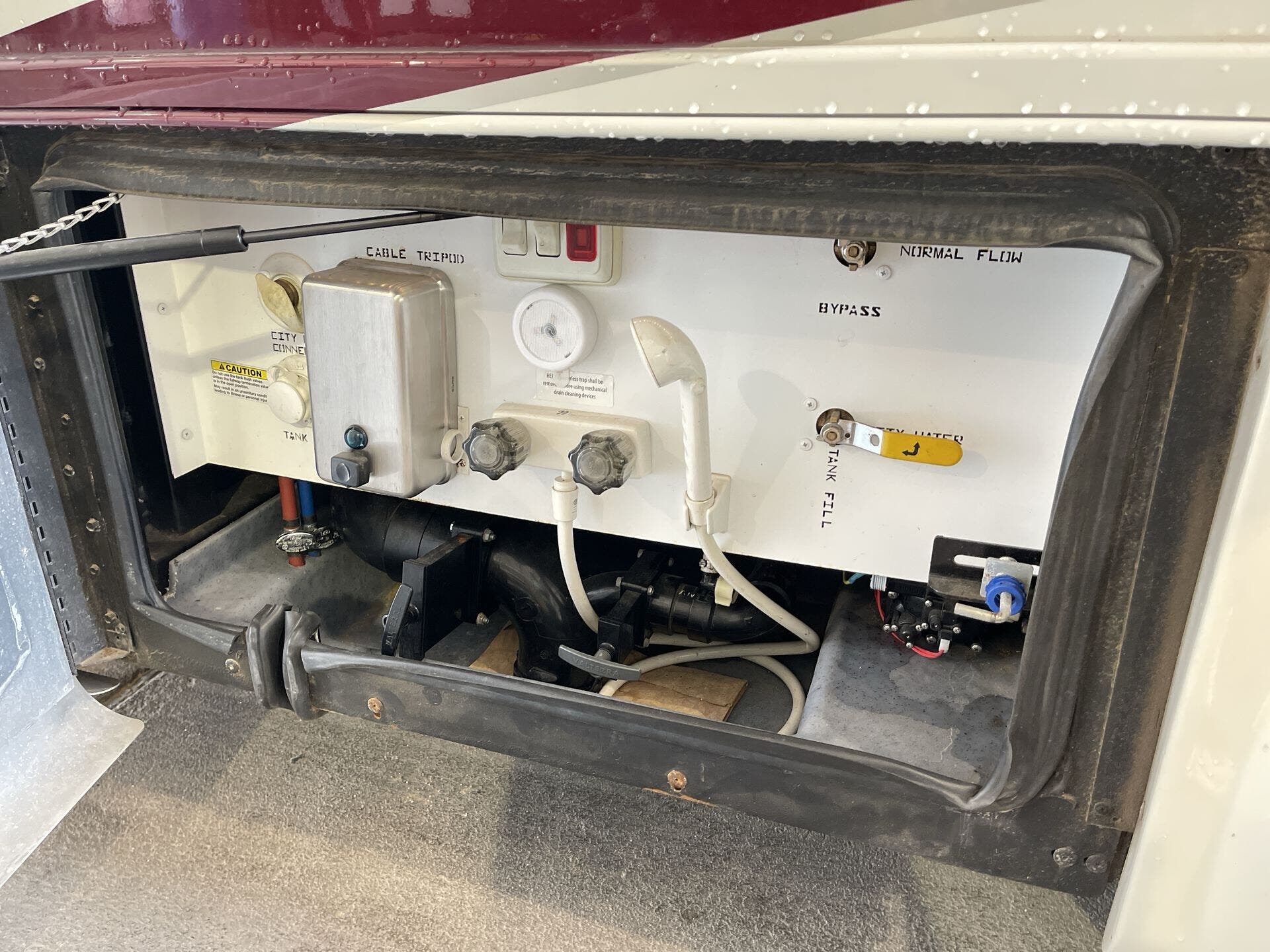 2015 Tiffin Motorhomes, Inc Breeze photo 23