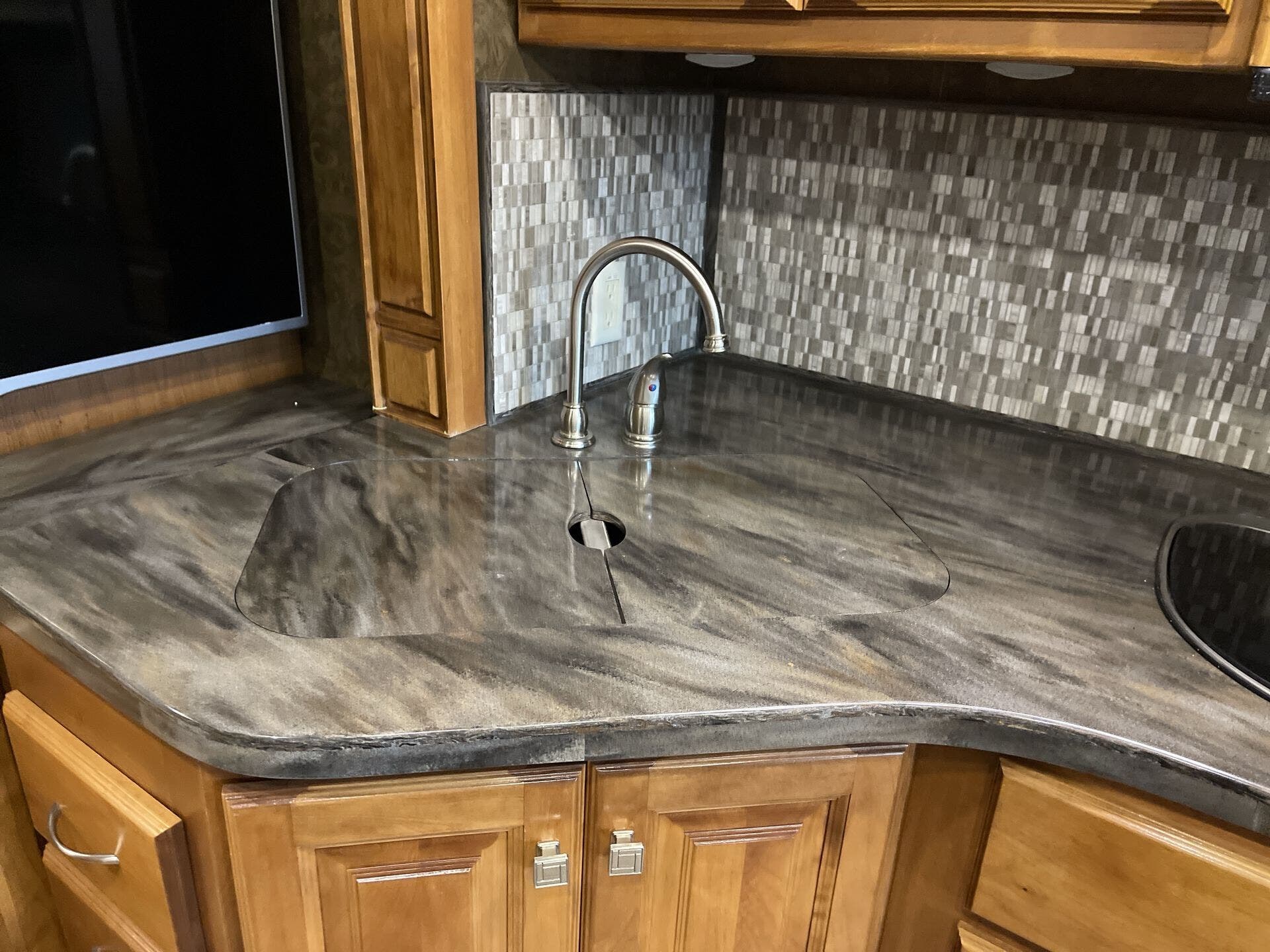 2015 Tiffin Motorhomes, Inc Breeze photo 4