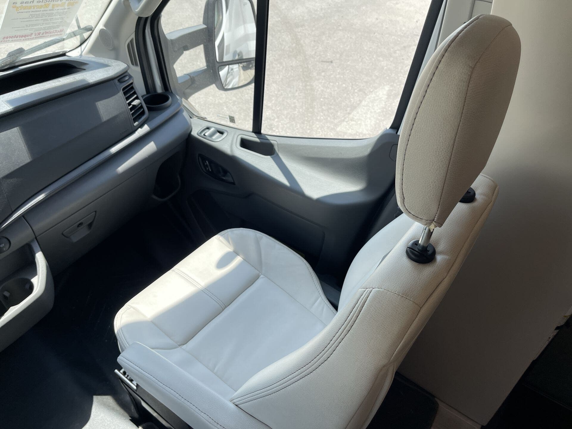 2023 Ford Transit photo 24